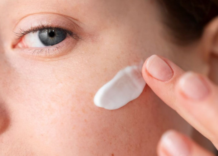 4 Sunscreen yang Cocok untuk Wajah Berflek Hitam dan Ampuh Mencerahkan