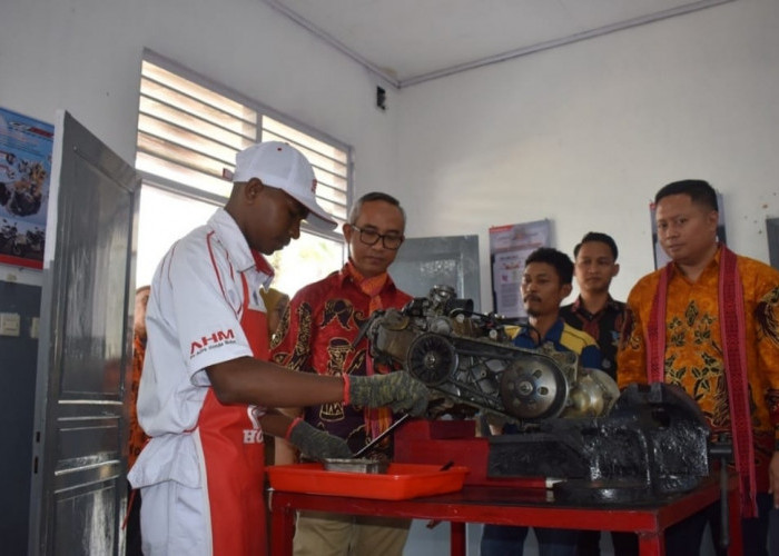 AHM Bawa Pendidikan Vokasi Berstandar Industri ke Ujung Timur Indonesia