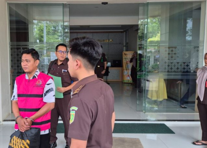 Tersangka Korupsi Kredit Bank Plat Merah di Pekalongan Ditahan, Kerugian Negara Tembus Rp1 Miliar