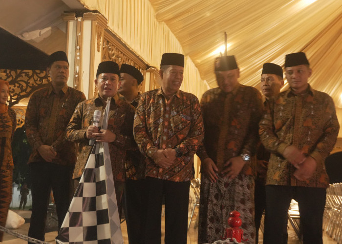 Wakil Bupati Sukirman Lepas Keberangkatan Kloter 20, Himbau Jamaah Haji Tertib Melaksanakan Ibadah Haji