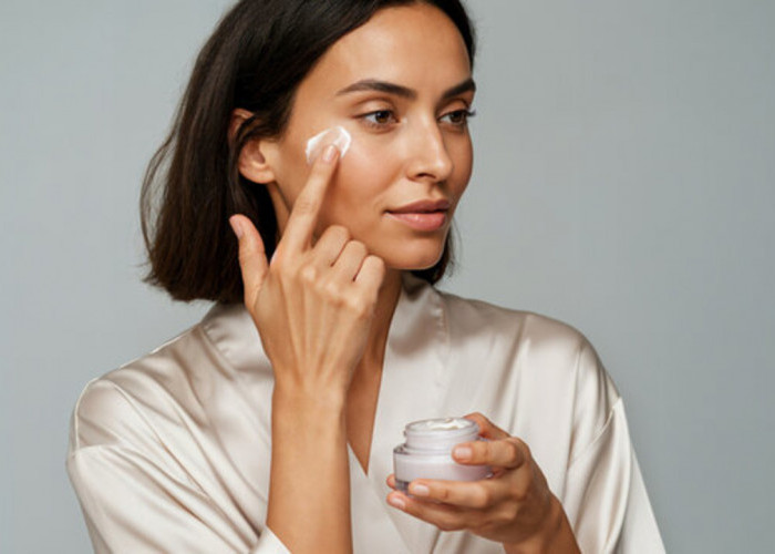 Top 4 Krim Collagen Terbaik yang Cocok Untuk Usia 40 Tahun Ke Atas Agar Wajah Awet Muda