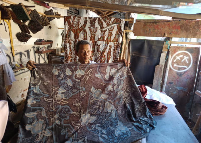 Dibalik Pranggok Batik Asri Leres, Ketika Kreativitas Belum Cukup Menjamin Hidup Pembatik Tulis Pekalongan
