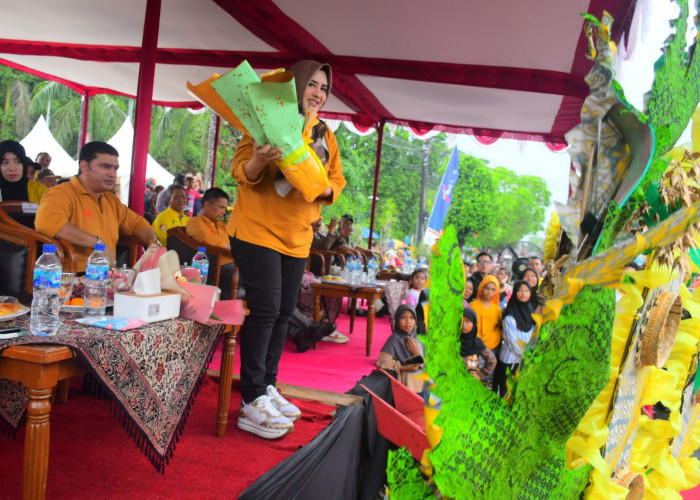 Bupati Pekalongan Fadia Arafiq Optimis Karnaval Batik Dekranasday Dorong UMKM Kembali Eksis