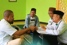 Warga Nigeria Resmi Memeluk Islam, Cyril Mezie Orji Bersyahadat di Kemenag Kabupaten Pekalongan