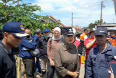 Bupati Kendal Tinjau Banjir di 4 Lokasi, Pastikan Warga Mendapat Penanganan Darurat