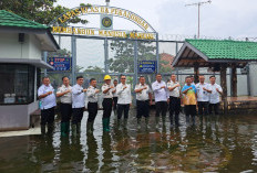 Tinjau Area Terdampak Banjir, Stafsus Menteri Apresiasi Produktivitas Warga Binaan Lapas Pekalongan