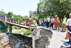 Plt Bupati Pekalongan Sukirman Pastikan Proyek Turap dan Jalan Berjalan Sesuai Rencana
