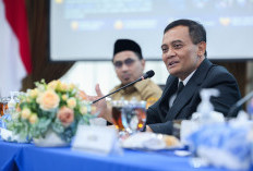 Ahmad Luthfi Realokasi Rp200 Miliar untuk Percepat Perbaikan Jalan Rusak di Jateng