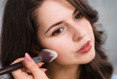 4 Bedak Full Coverage yang Ampuh Menutupi Flek Hitam di Wajah