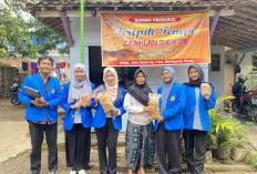 Mahasiswa Prodi Manajemen Unikal ‘Naikkan Kelas’ UMKM Keripik Tempe Batang via Digitalisasi