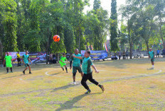 Plt Bupati Pekalongan Ikut Bertanding di Mini Soccer U40+, Semarakkan HUT RI dan Hari Jadi Kabupaten