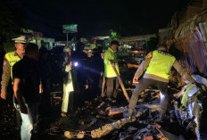 Tembok Ruko Gaden Plaza Pekalongan Roboh, 2 Warga Luka Tertimpa Material