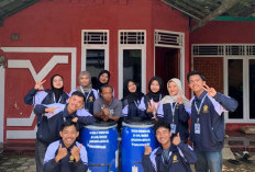 KKN UNIKAL Sulap Sampah Jadi Berkah: Hadirkan Komposter Aerob dan Rumah Botol di Podosugih