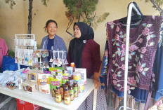 Balgis Diab Apresiasi UMKM Pekalongan Raya Ramaikan Pencairan Gaji Pensiunan ASN