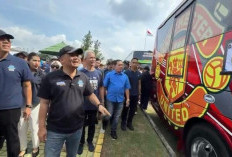 Canda Ahmad Luthfi saat Melihat Bus Angkutan Lebaran Bergambar MU: Jangan-jangan Mudiknya ke Inggris