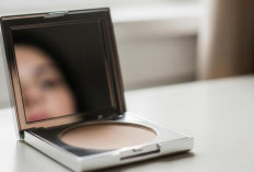 4 Merk Bedak yang Bagus dan Tahan Lama untuk Wajah Mudah Berkeringat