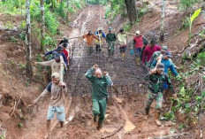 TNI Bangun Jembatan Gantung Garuda di Desa Sawangan Pekalongan, Dukung Aktivitas dan Kesejahteraan Warga