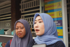 Bunda PAUD Inggit Soraya Turun Tangan, Bantu Bersihkan Sekolah dan Salurkan Bantuan PAUD Terdampak Banjir