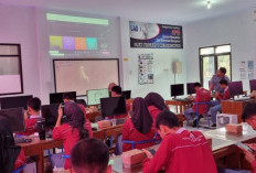 Mahasiswa dan Dosen Unikal Kenalkan Dasar Teknologi BIM kepada Siswa SMK Negeri 1 Kedungwuni