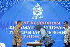 Percepat Program Kecamatan Berdaya, Gubernur Jateng Kumpulkan 576 Camat, Bupati dan Wali Kota