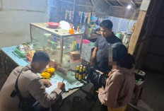 Sasar Warung Sate hingga Tempat Karaoke, Di 7 Lokasi Polsek Sragi Sita Belasan Botol Miras