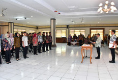 Plt Bupati Pekalongan Sukirman Lantik 40 Pejabat Fungsional, Tekankan Integritas dan Kinerja Berbasis Data