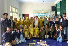 Wujudkan Desa Mandiri Sampah, Tim KKN Unikal Fasilitasi PKK Surobayan Studi Tiru ke Desa Rowokembu