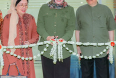  Resmikan Yagis Corner di Unikal, Balgis Diab Dorong Minat Baca Mahasiswa dan Masyarakat