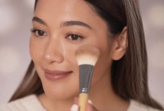 4 Bedak yang Bisa Menutupi Jerawat dan Memutihkan Wajah Secara Instan