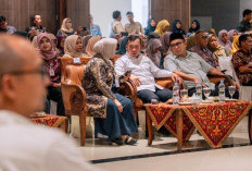 Mohammad Saleh Dampingi Menteri Wihaji, Pantau Progres Distribusi MBG 3B di Purworejo