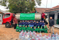 SD Muhammadiyah 1 Pekajangan Donasikan Air Bersih untuk Warga Terdampak Kekeringan di Legokgunung