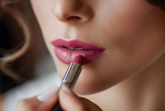 4 Lipstik yang Cocok untuk Bibir Kering dan Pecah-Pecah Terbaik