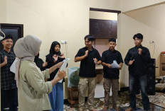 Datang dari Doro Pekalongan, Sindi Jauh-jauh ke Batang untuk Belajar Bahasa Isyarat