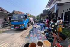 Kemarau Panjang, PDAM Kabupaten Pekalongan Salurkan 40 Tangki Air Bersih Bersinergi dengan BPBD dan PMI