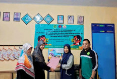 Wujudkan Sekolah Asri, MI Muhammadiyah Pakumbulan Buaran Gelar Aksi Penghijauan dan Kelola Sampah