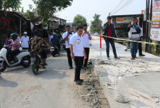 Plt Bupati Sukirman Tinjau Perbaikan Jalan Watusalam, Progres 36 Persen dan Ditargetkan November Selesai