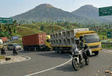 Waspada Truk Tronton, Ini Strategi Aman Berkendara di Pantura Pati–Rembang