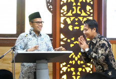 Aktif Perbarui Data Warga, Operator Desa Yosorejo Dapat Reward Rp3 Juta dari Bupati Batang