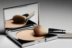 4 Bedak Terbaik untuk Menutupi Flek Hitam di Usia 40 Tahun Ke Atas