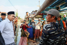 Upaya Taj Yasin Selamatkan Nadi Ekonomi Nelayan Bonang Demak dari Kepungan Rob