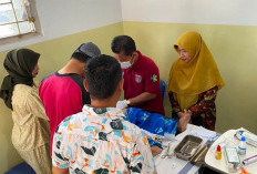 Pemkab Batang Gelar Khitan Massal Gratis Rayakan HUT Ke-81 RI, 24 Anak Ikuti Prosedur Laser