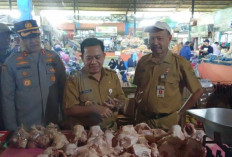 Pantau Harga di Pasar Kajen, Sukirman: 