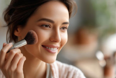 5 Rekomendasi Powder Foundation yang Bagus dan Murah, Sudah Waterproof Semua!