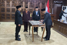 Bupati Batang Lantik 3 Camat Baru, Dua Diantaranya Sebelumnya Jabat Sekcam