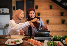 Lagi Puasa Tapi Harus Masak? lni Hukumnya Mencicipi Makanan di Ujung Lidah