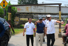 Plt Bupati Pekalongan Sukirman Cek 4 Titik Pembangunan Jalan, Pastikan Progres Sesuai Rencana