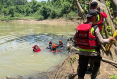 Mayat Pria Lansia Ditemukan Tersangkut di Sungai Bojong