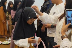 Ratusan Anak Yatim Diajak Belanja Baju Lebaran oleh Anggota DPRD Kabupaten Pekalongan Nanang Purwidiyanto