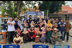 Ubah Sampah Jadi Cuan, Mahasiswa KKN Unikal Latih Warga Medono Buat Kompos & Briket