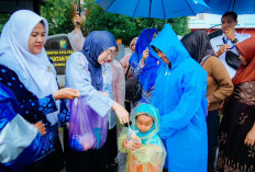 Aksi Hebat Bunda PAUD Kota Pekalongan dan HIMPAUDI: Tebar 2.000 Takjil Serentak di 4 Kecamatan Meski Hujan